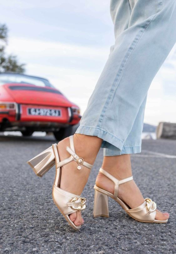 XV8H6325 nők Mexx sarkú szandál lauren Arany