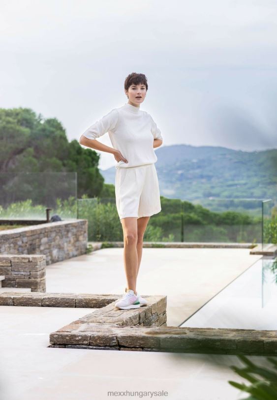 XV8H64 nők Mexx bő szabású rövidnadrág törtfehér bézs