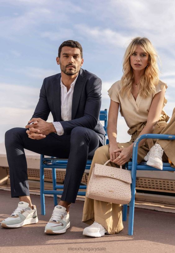 XV8H657 nők Mexx v-nyakú blúz pillangós ujjú világos homok bézs